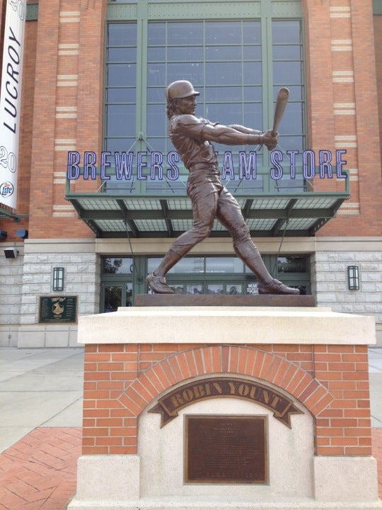 The Sporting Statues Project: Robin Yount: Milwaukee Brewers