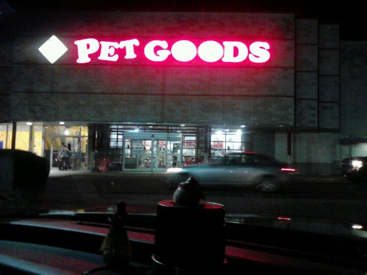 Pet Goods, 651 N State RT 17, Paramus, NJ, Pet Supplies MapQuest