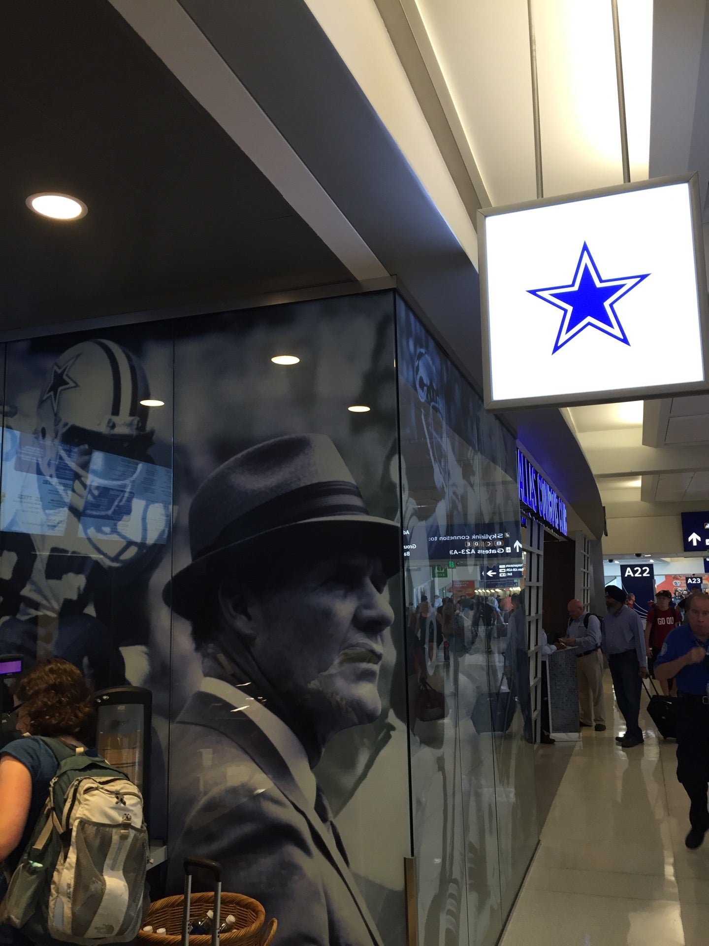 Official Dallas Cowboys Pro Shop, 3200 E Airfield Dr, DFW Airport, TX,  Sporting Goods - MapQuest