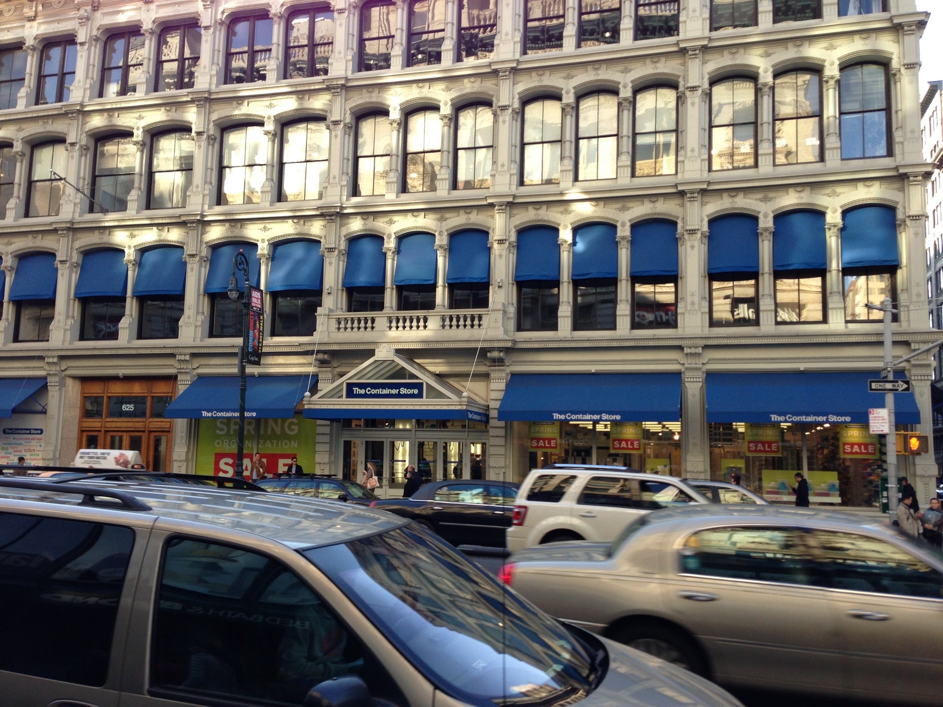 Sixth Avenue, Manhattan Organization & Storage Store