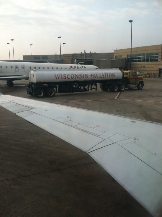 Gate 09, MSN Airport, Madison, WI 53704, United States, Madison, WI