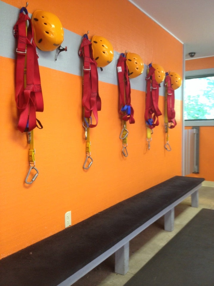 Timberland Playhouse at Wilderness Resort, 511 E Adams St, Lake Delton