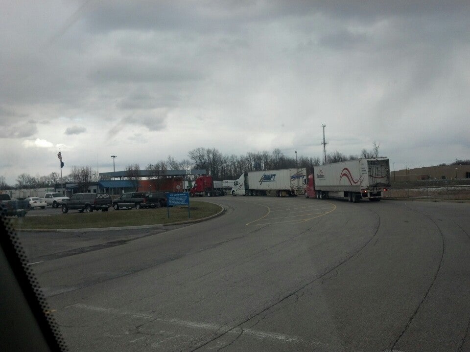 Lowe's Distribution Center, 1301 W JFK Dr, North Vernon, IN, Business