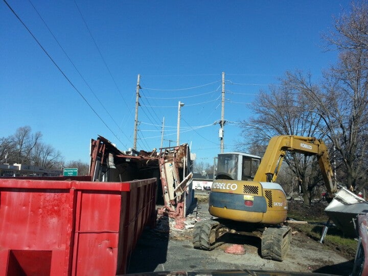 You can also find other men's apparel on mapquest Larry Flynt's Hustler Club, 5420 Bunkum Rd, Washington Park, IL