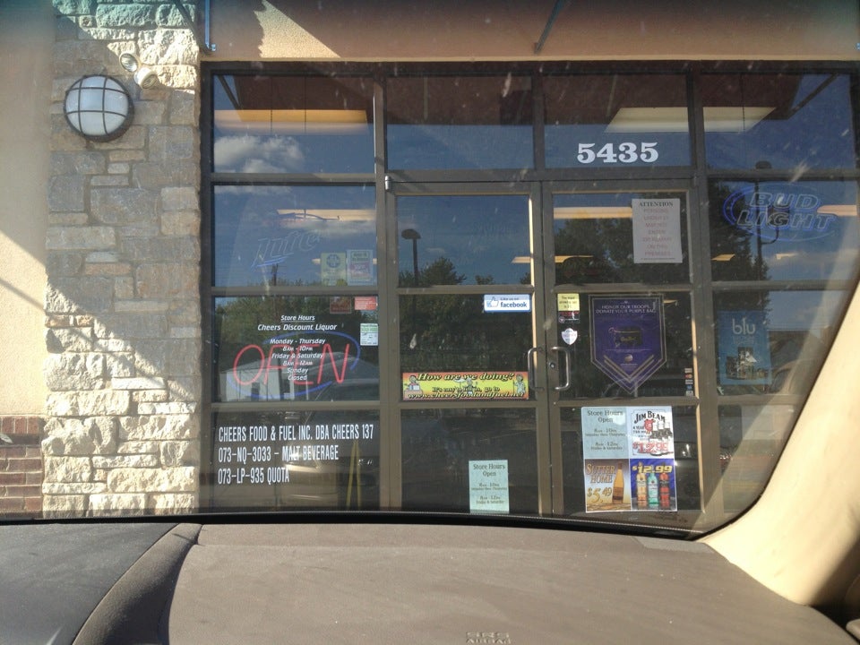 Williams Discount Liquor, 5435 Cairo Rd, Paducah, KY, Food Specialties