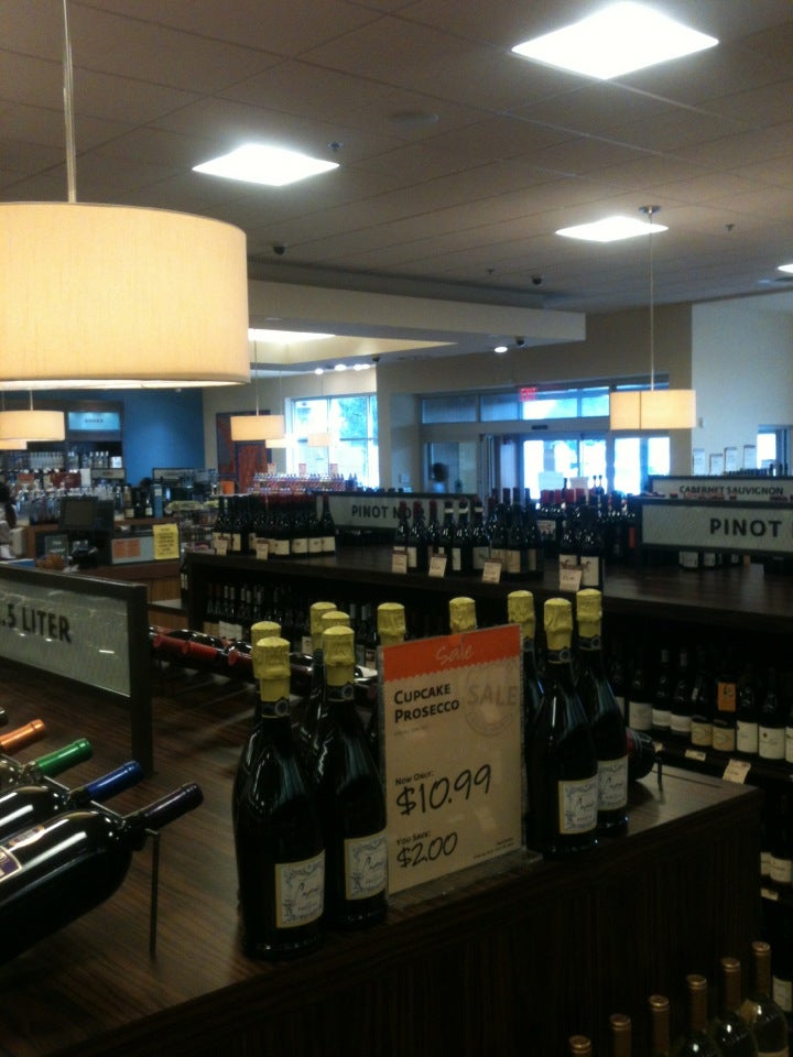 Wines & Spirits Stores, 1940 S Christopher Columbus Blvd, Philadelphia