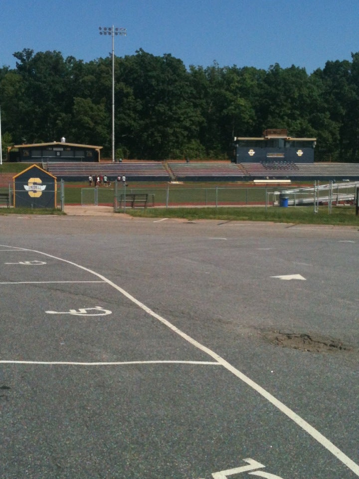 South Iredell High School, 299 Old Mountain Rd, Statesville, NC
