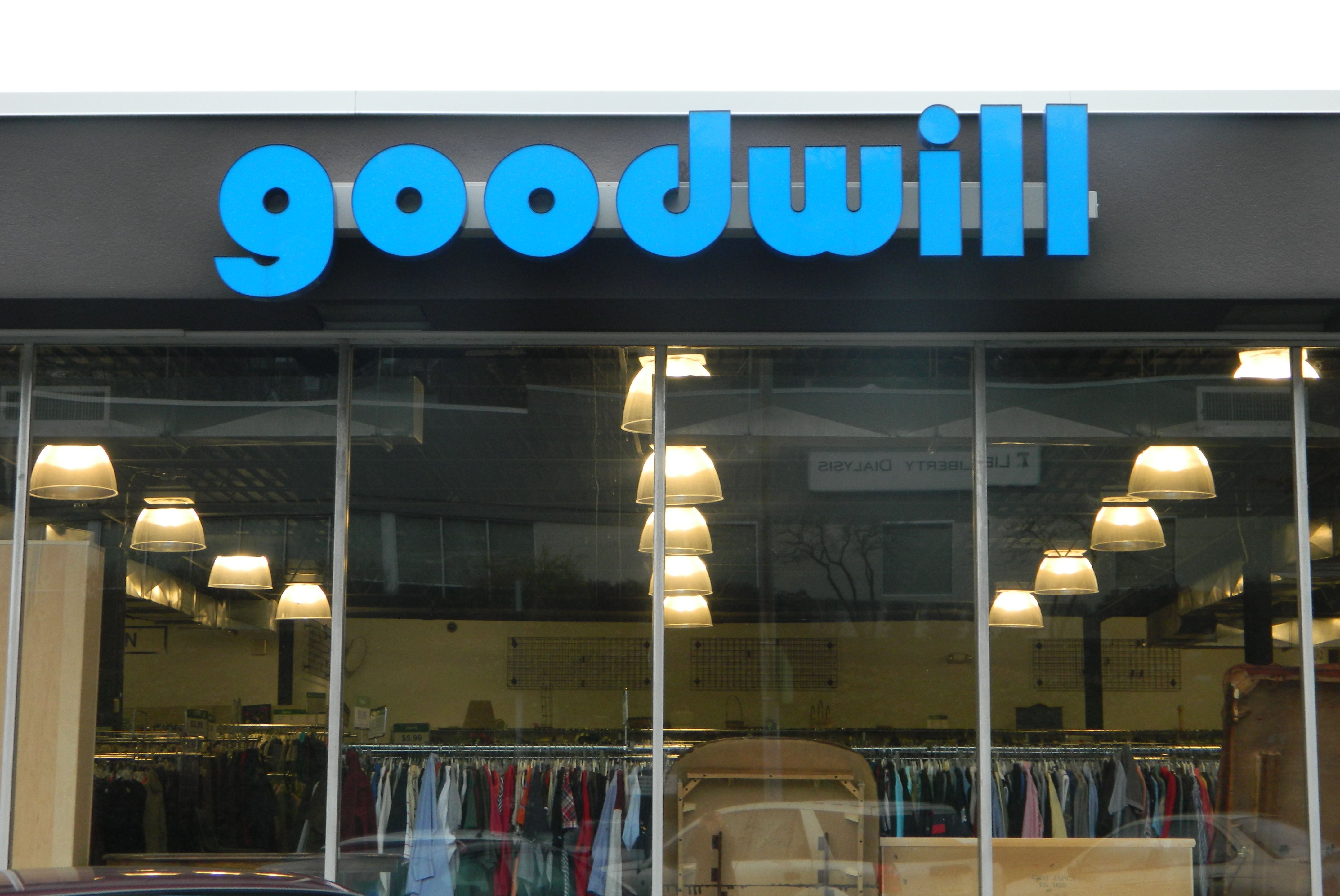 Goodwill Banksville Road, 2866 Banksville Rd, Pittsburgh, PA, Vintage