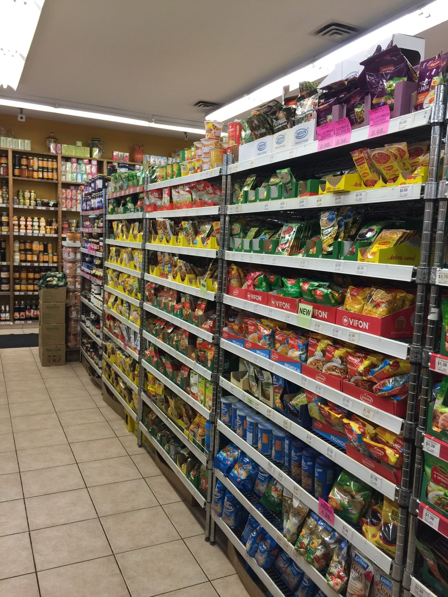 Aurora Importing, 815 Gana Ct, Mississauga, ON, Grocery Stores - MapQuest