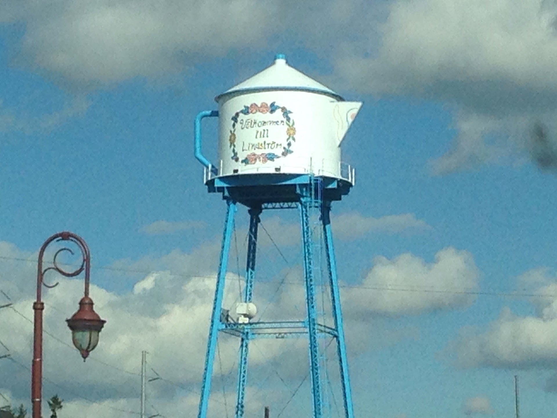 Coffee Pot Water Tower, 12849 1st Ave N, Lindstrom, MN, Monuments
