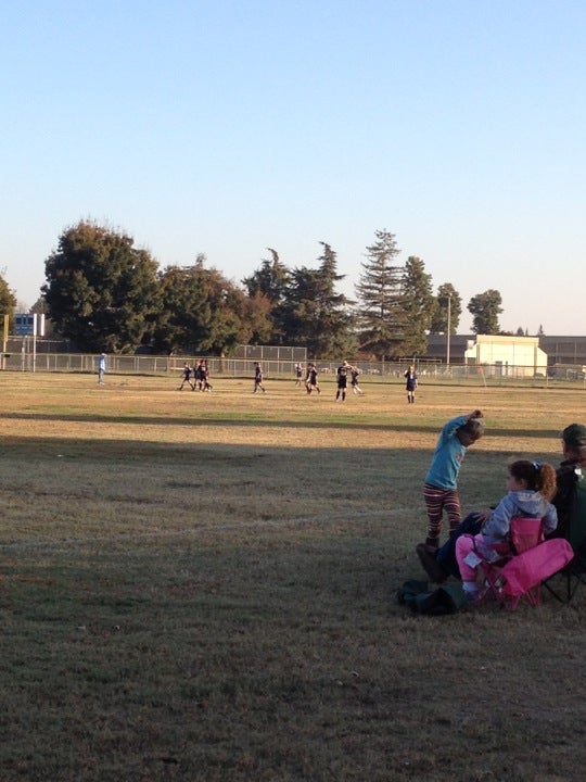 valley-oak-middle-school-2000-n-lovers-ln-visalia-ca-schools-mapquest