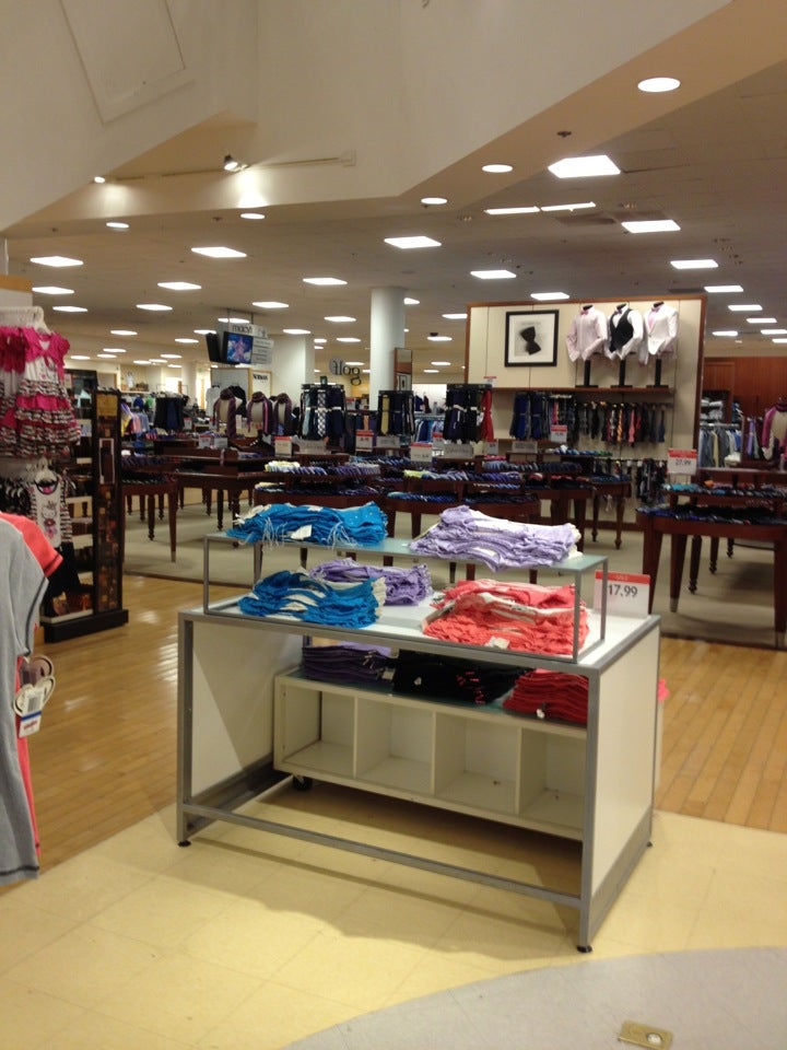 Macy's Men's, Children's & Home, 1300 Stoneridge Mall Rd, Pleasanton