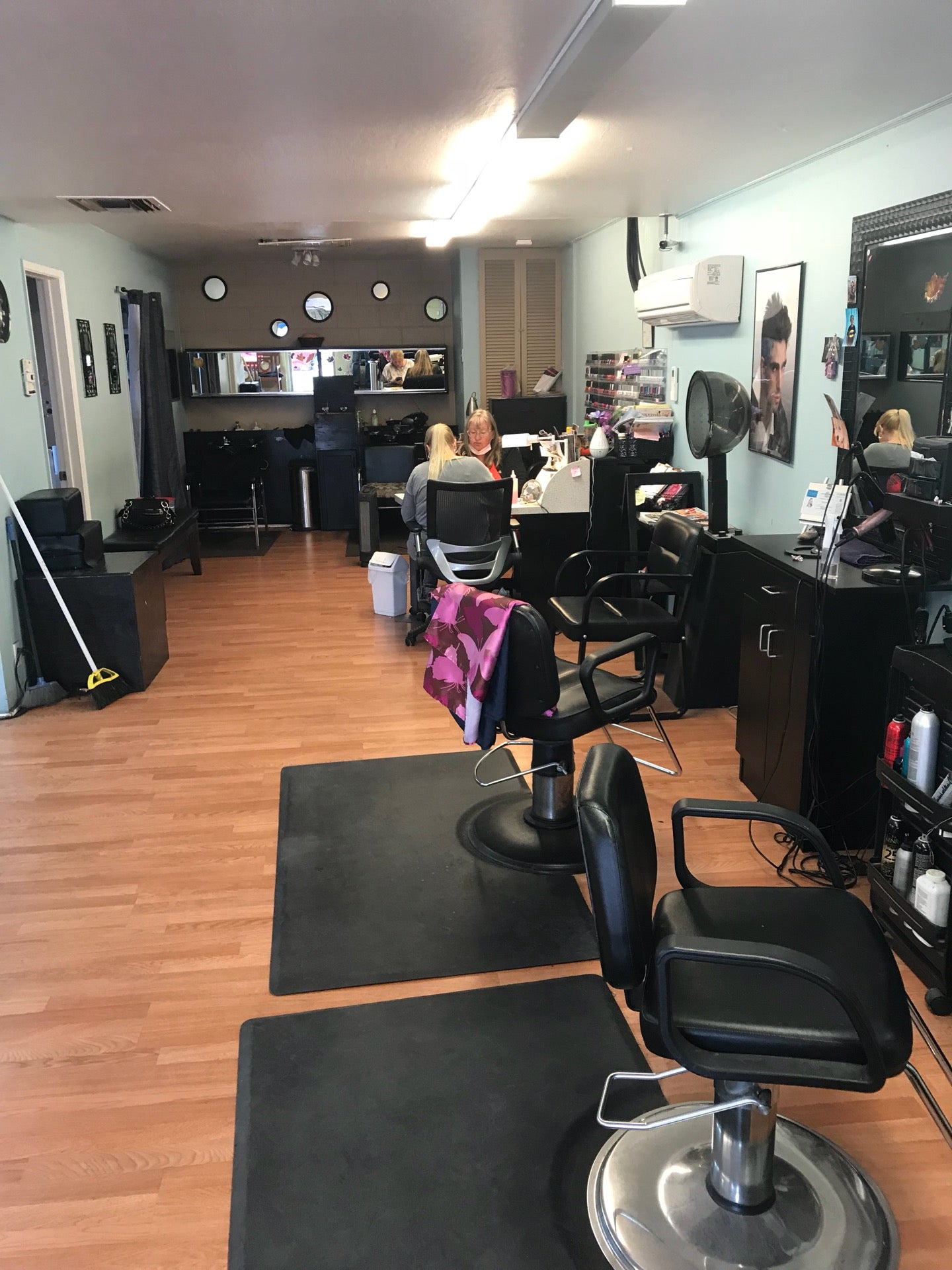 Studio 775 Hair Salon & Barber Shop