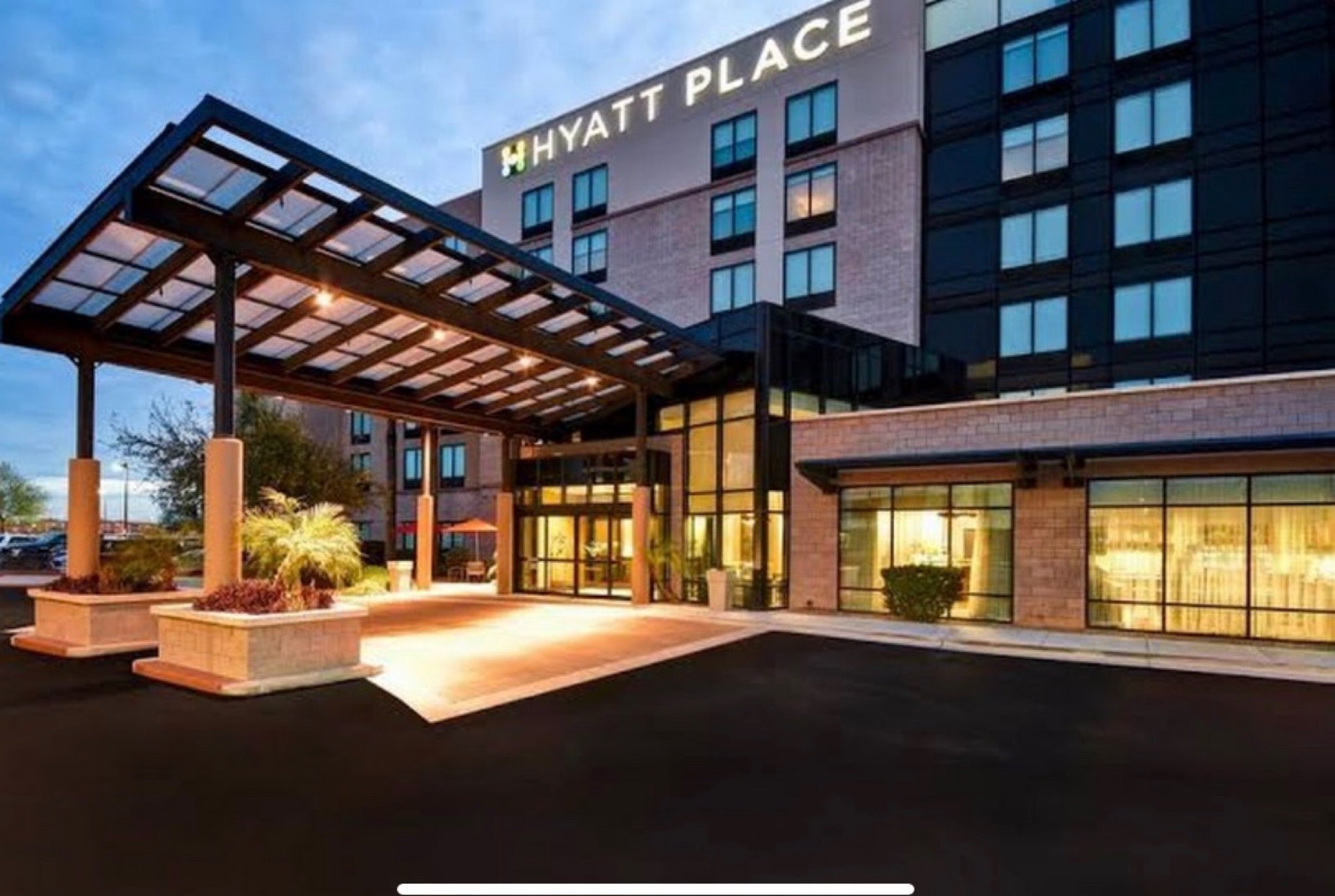 Hyatt Place Fresno, 7333 N Fresno St, Fresno, CA, Hotels and motels