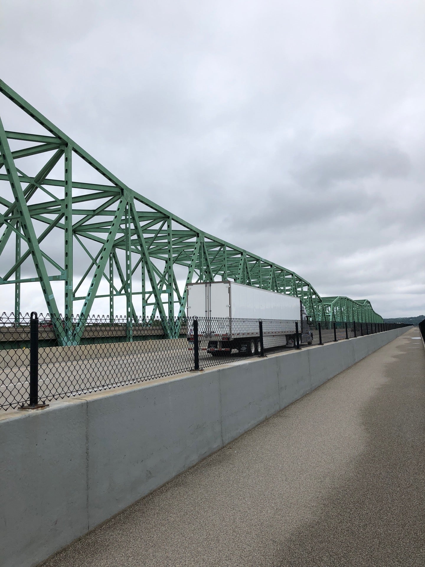 Katy Trail at Hwy 40, Katy Trl, Defiance, MO, Outdoor Sports MapQuest