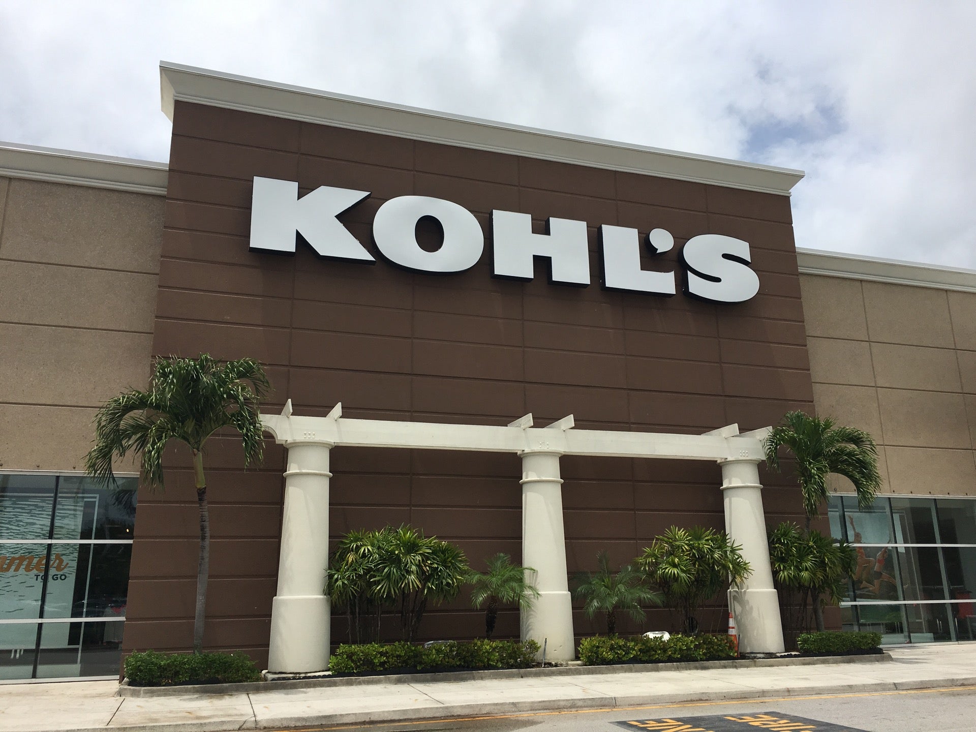 KOHL'S - 35 Photos & 13 Reviews - 4607 Eastgate Blvd, Cincinnati