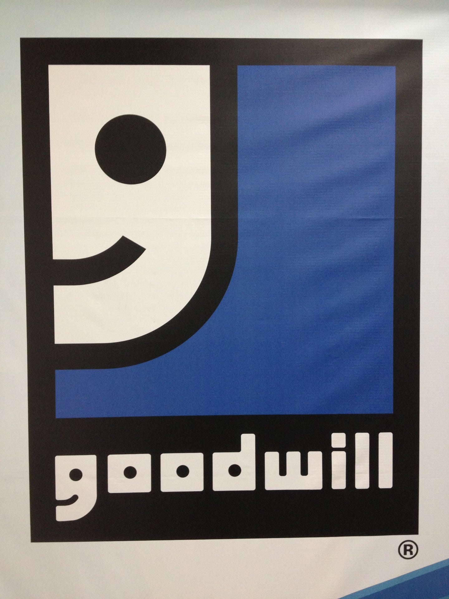 Goodwill Select Store and Donation Center, 2060 E Avenida de los