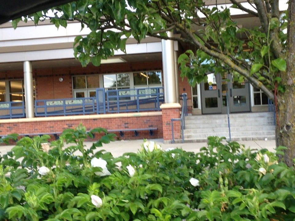 Eckstein Middle School, 3003 NE 75th St, Seattle, WA, Schools - MapQuest