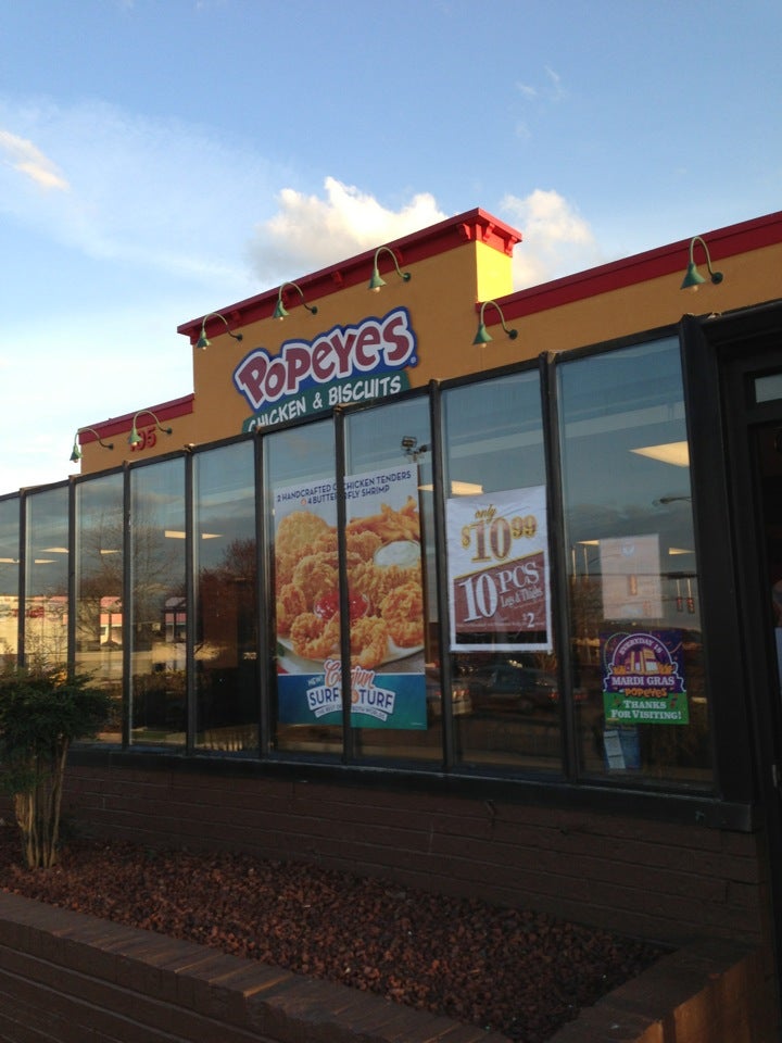 Popeyes Louisiana Kitchen, 105 Sw 7th St, Renton, WA, Eating places