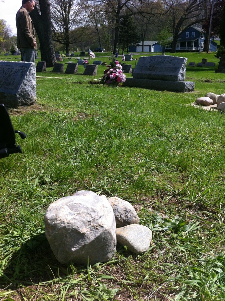 Oakwood Cemetery, 1025 N Washington Rd, Lowell, MI, Cemeteries MapQuest