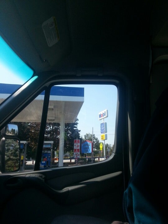 Crossroads Country Store, 296 Old Turnpike Rd, Salisbury, NH, Grocery