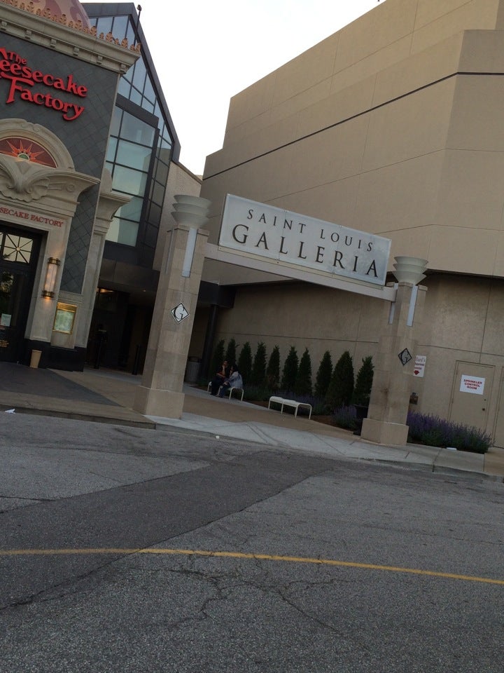 Saint Louis Galleria - Explore St. Louis