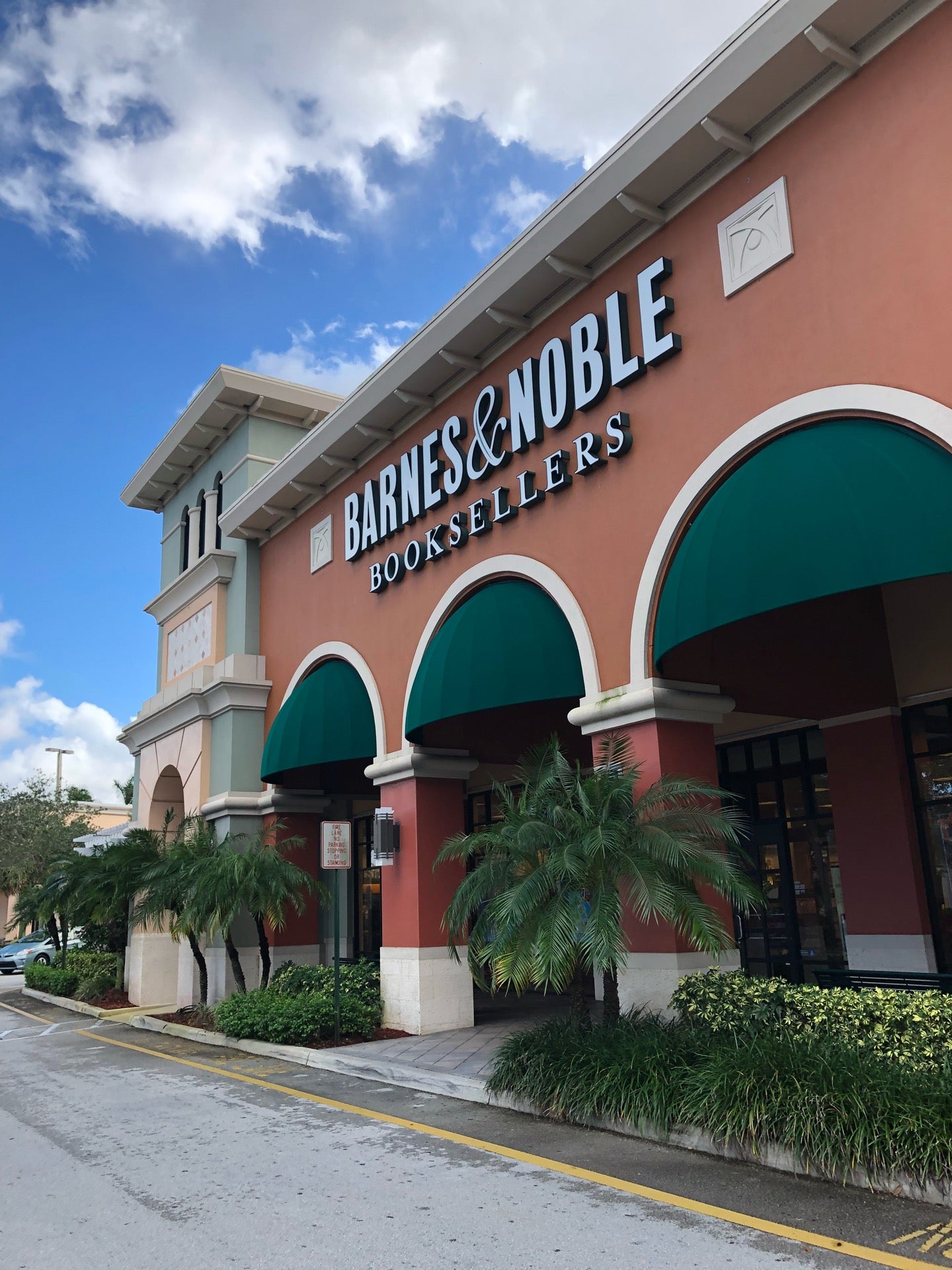 Barnes Noble Booksellers 10500 Forest Hill Blvd Wellington FL