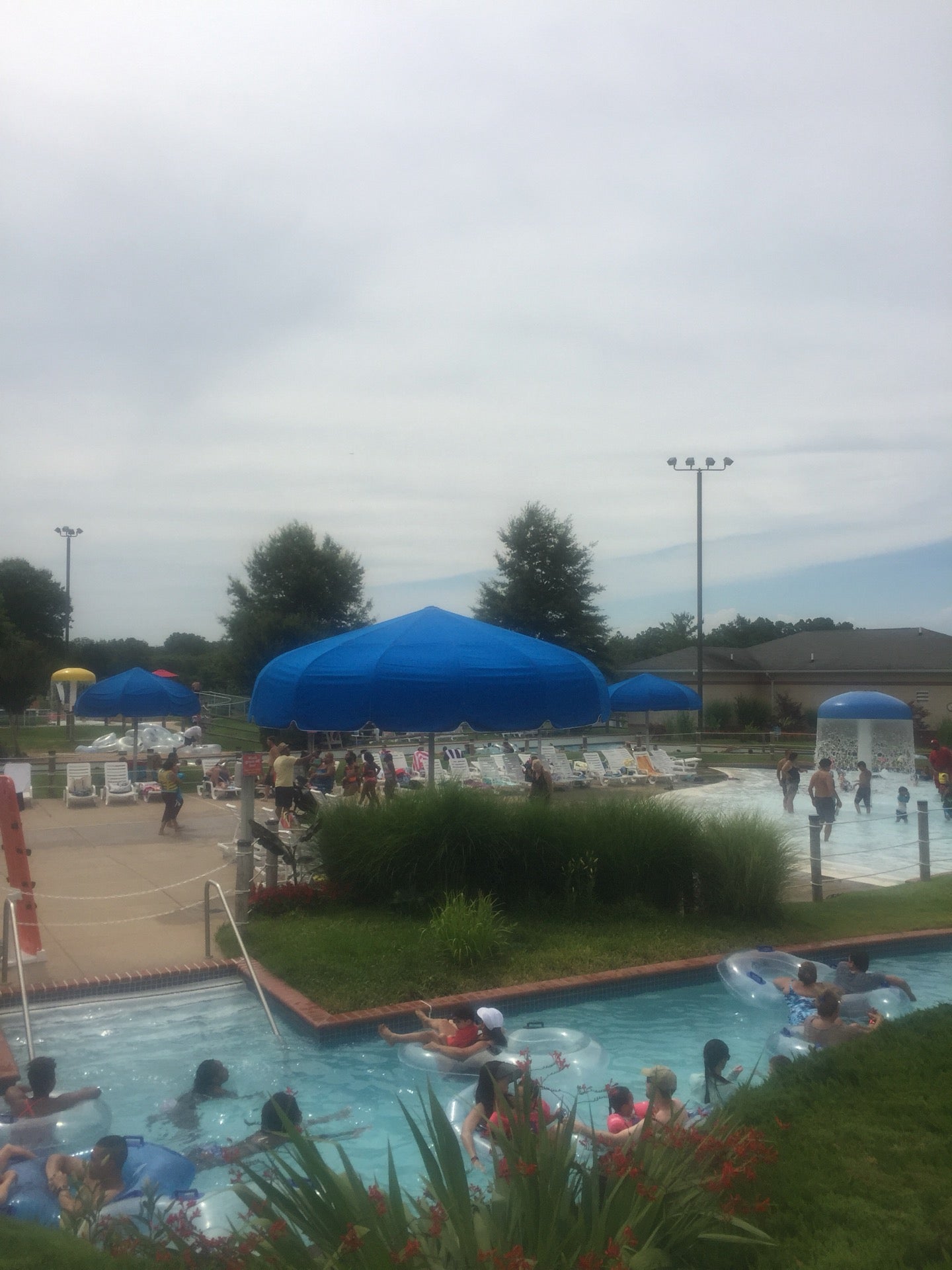 Splashdown Waterpark, 7500 Ben Lomond Park Dr, Manassas, VA MapQuest