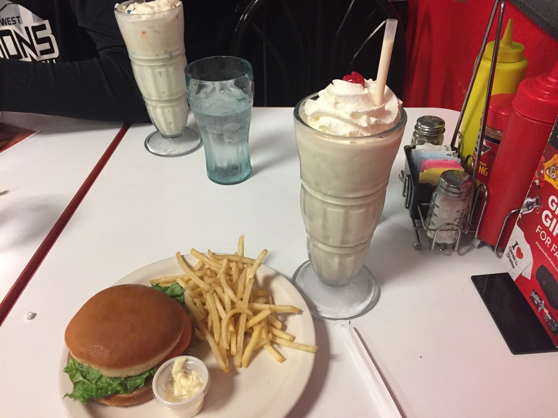 Steak 'n Shake, 578 I-30 E, Rockwall, TX, Eating places - MapQuest