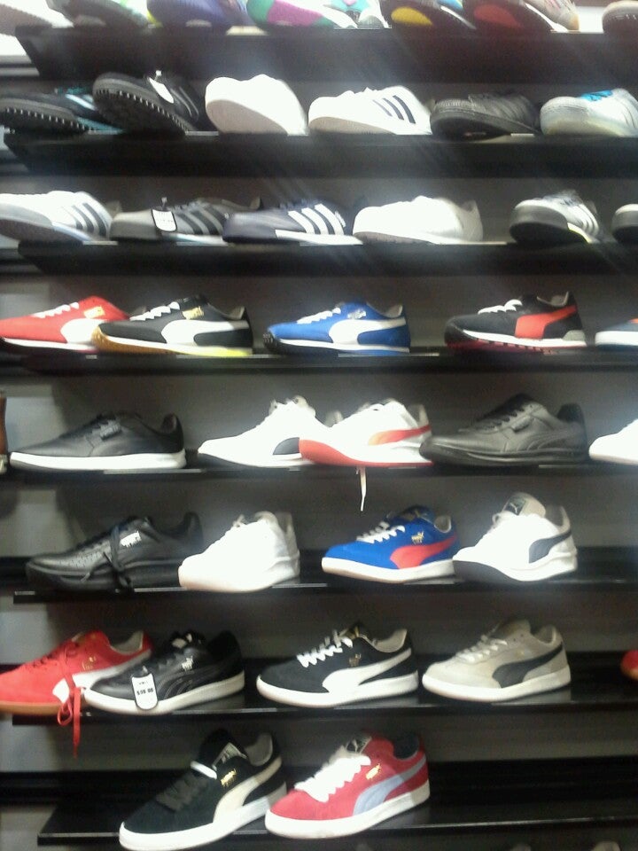 downtown locker room nike boots