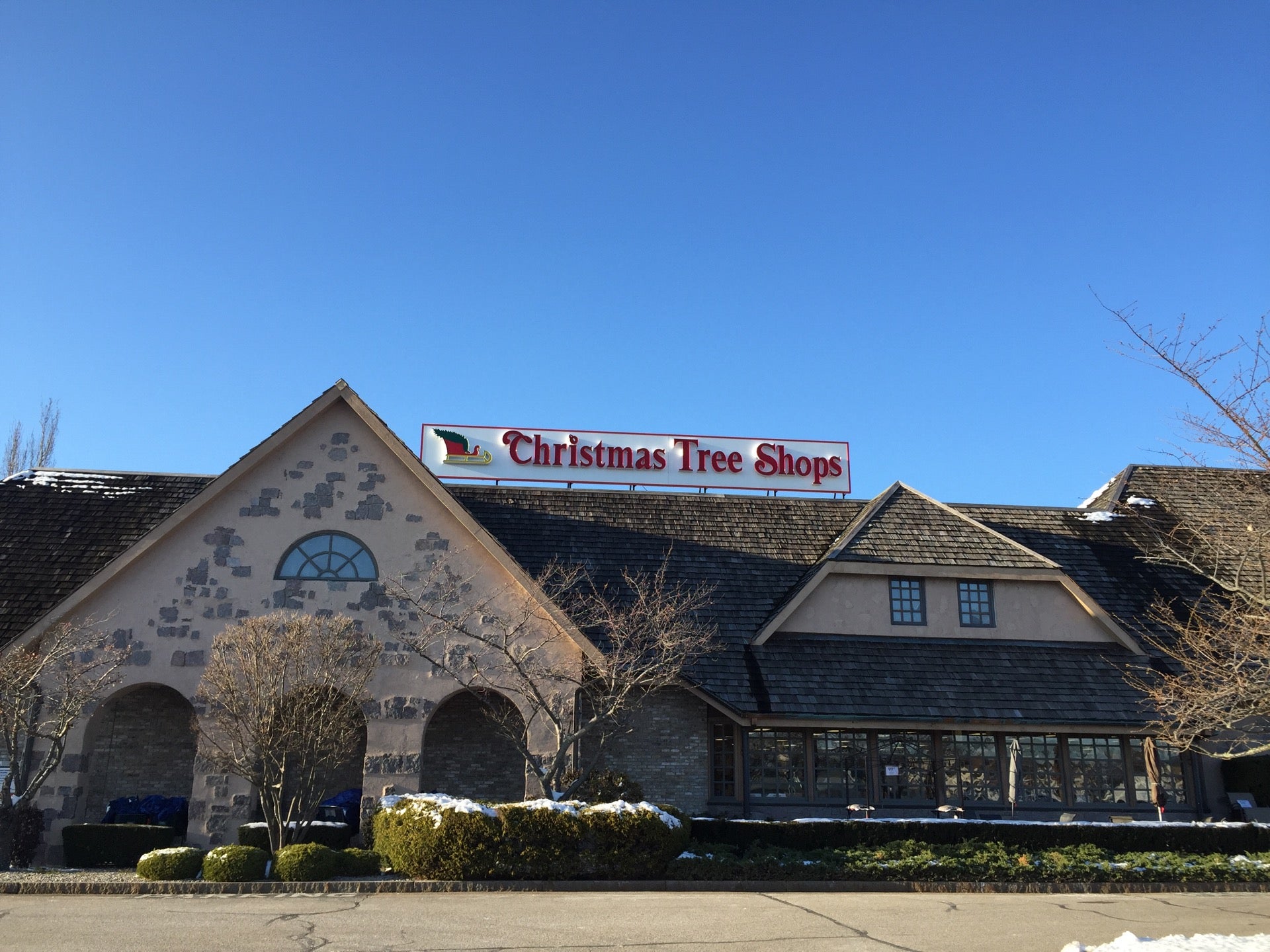 christmas tree shops quaker lane warwick ri