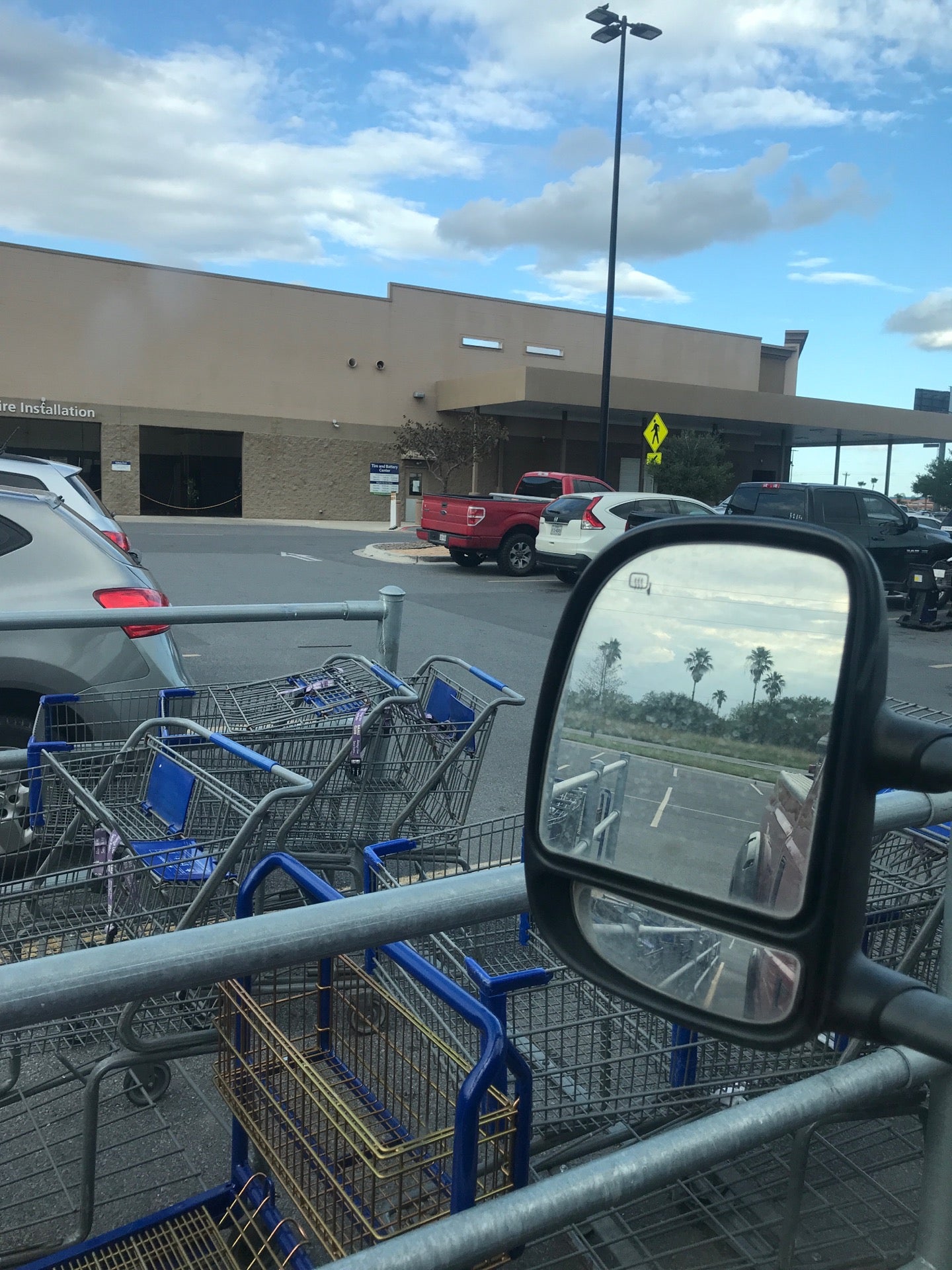 Sam'S Club With Gas - tj520zy