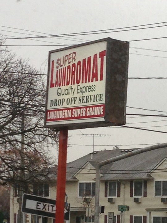 Super Laundromat Quality Express, 560 Jerusalem Ave, Uniondale, NY