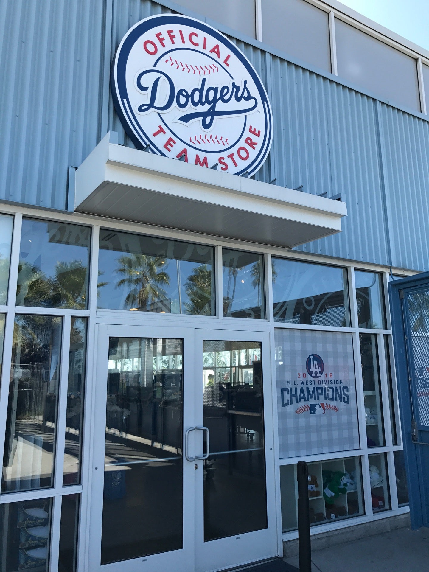 Dodgers Clubhouse, 1000 Universal Studios Blvd, Los Angeles, CA, Clothing  Retail - MapQuest