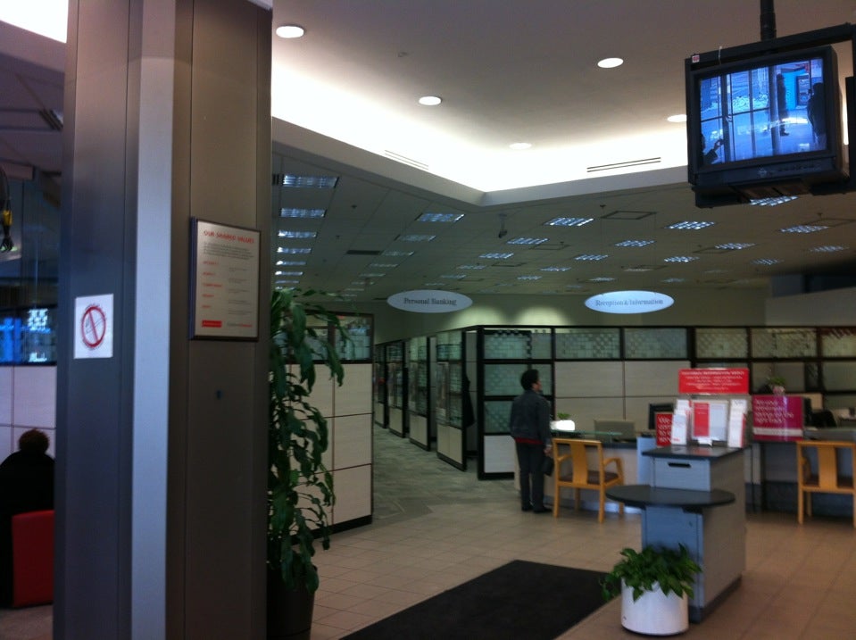Scotiabank, 1 St Clair Ave E, Toronto, ON MapQuest
