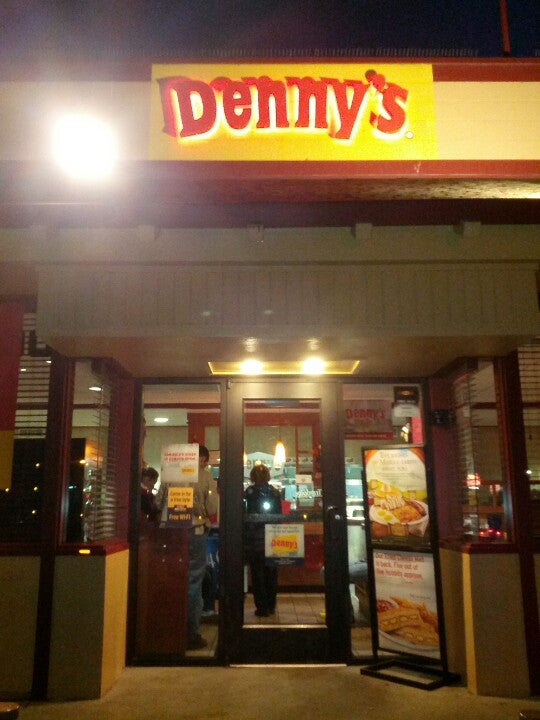 Dennys, an american classic! FREMONT STREET @ night