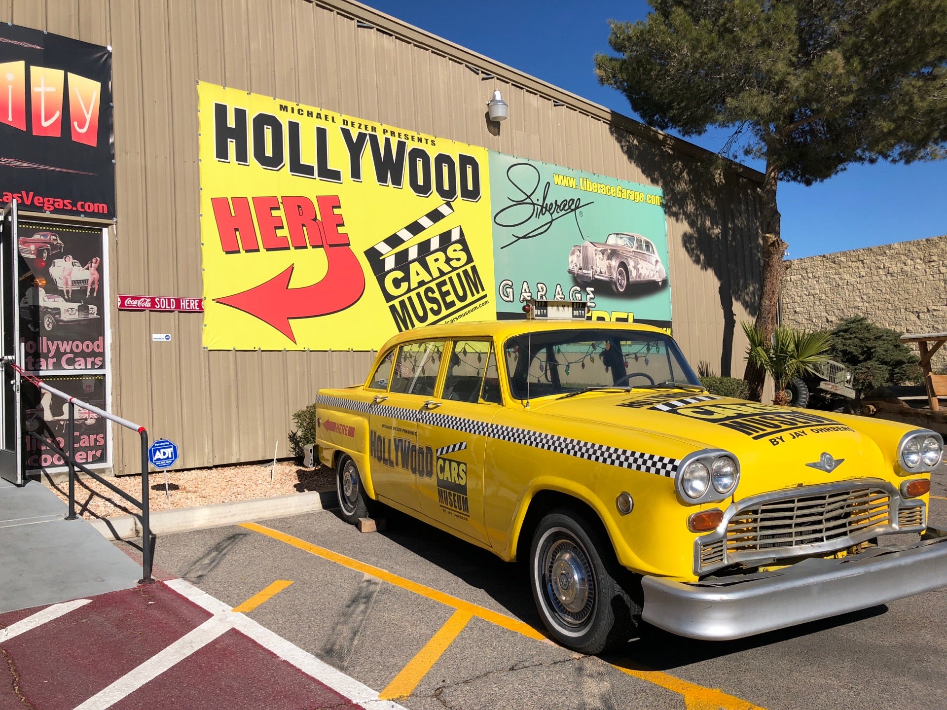 Hollywood Cars Museum, 5115 Dean Martin Dr, Ste 905, Las Vegas, NV