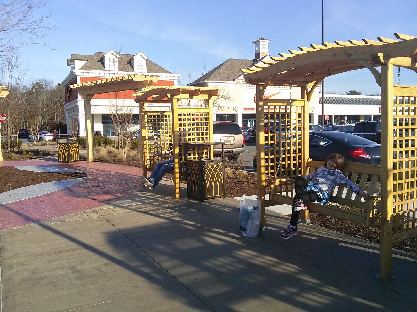 Tanger Outlets Riverhead, 200 Tanger Mall Dr, Riverhead, NY, Shopping