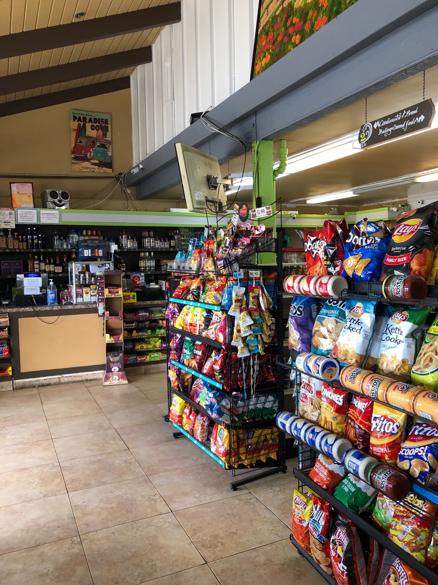 Beach Corner Market Liquor CLOSED, 6710 W Coast Hwy, Newport Beach