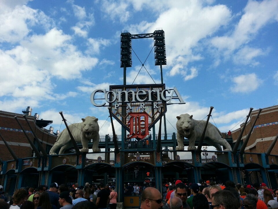 Fly Ball Ferris Wheel, Comerica Park, Detroit, MI, Amusement Parks -  MapQuest