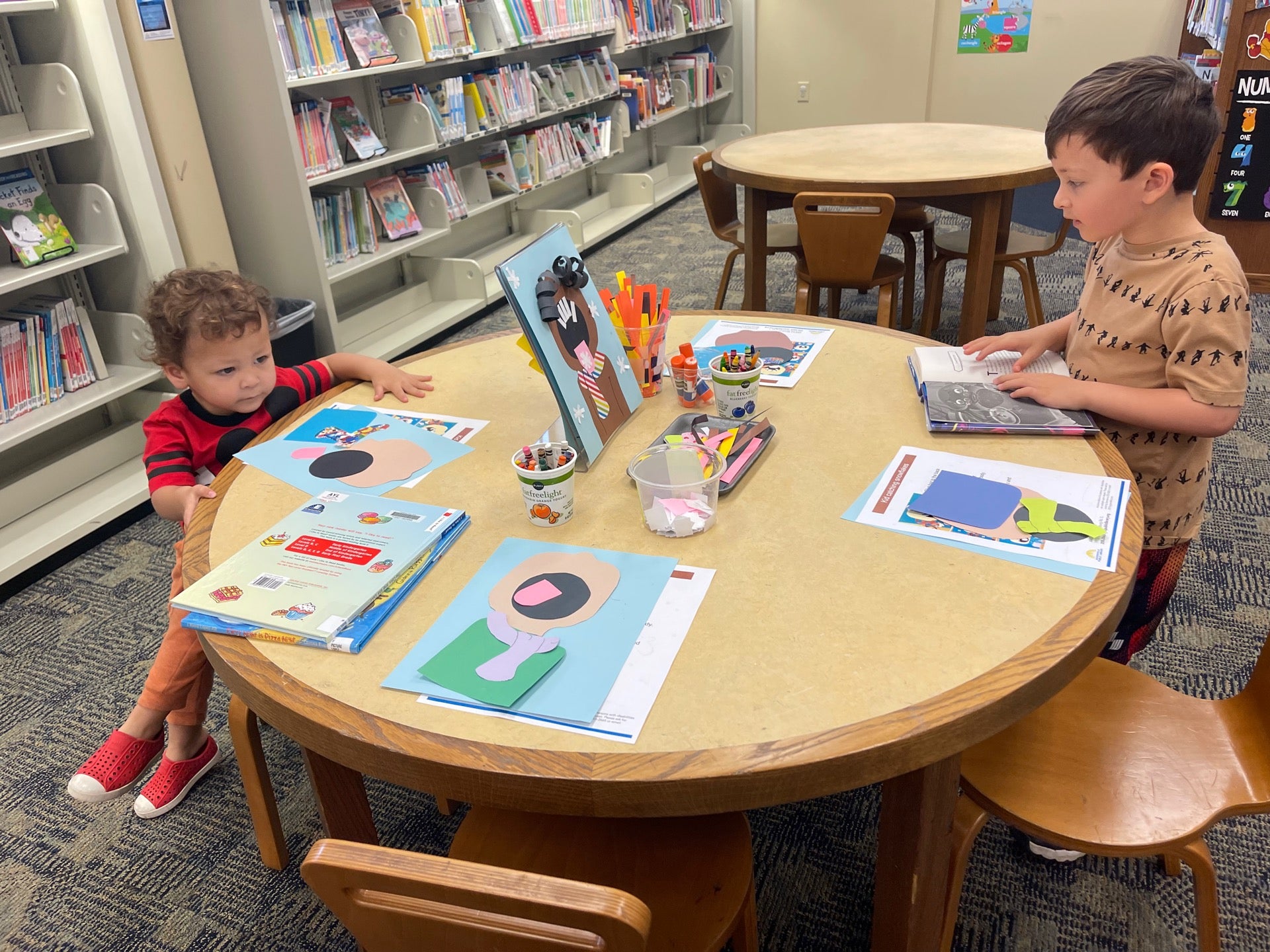 Jacksonville Public Library Argyle Branch, 7973 Old Middleburg Rd S