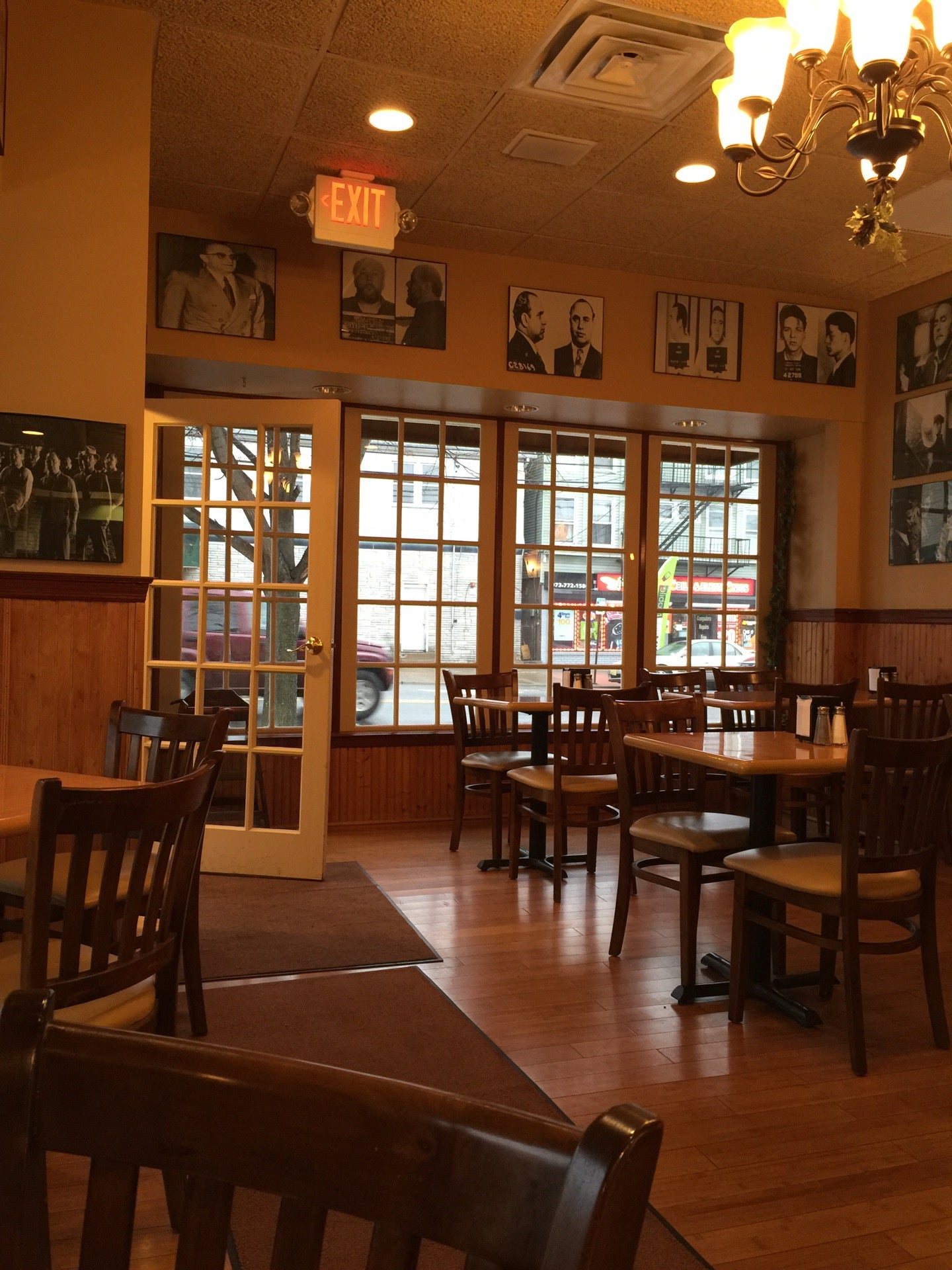 Lefty's Restaurant and Pizzeria, 391 Crooks Ave, Paterson, NJ, Pizza