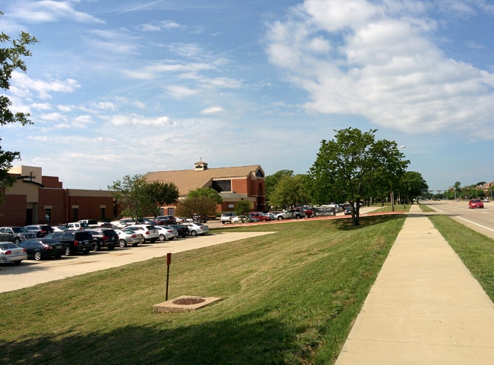 Lamb Of God Lutheran Church, 1401 Cross Timbers Rd, Flower Mound, TX ...