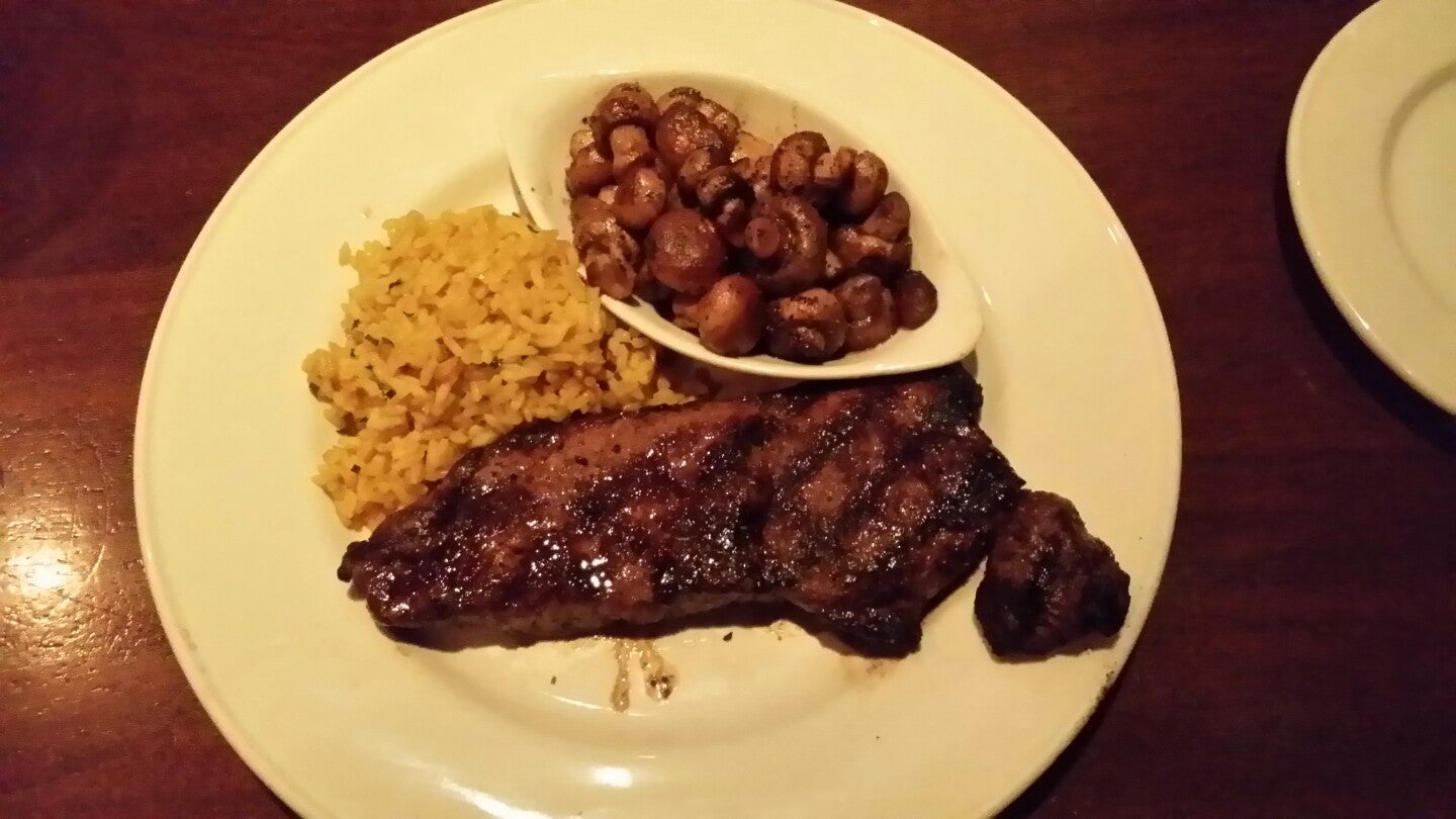Stonewood Grill & Tavern, 612 E Bloomingdale Ave, Brandon, FL, Eating