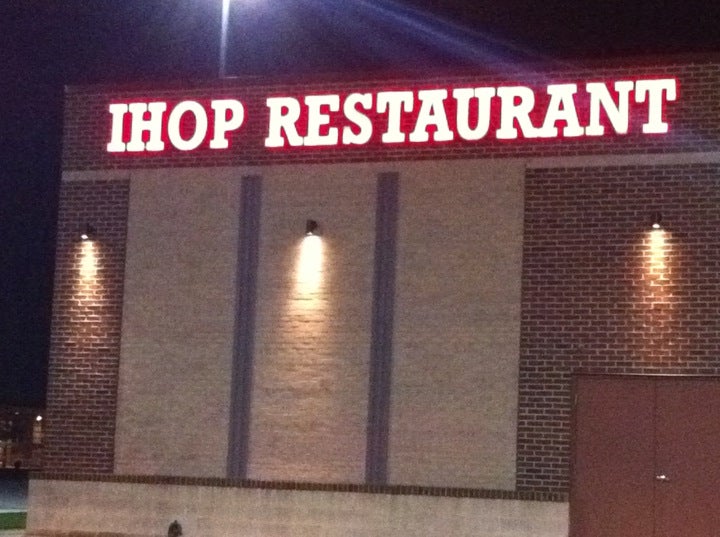 IHOP, 3511 Steelyard Dr, Cleveland, OH, Restaurant, family: chain