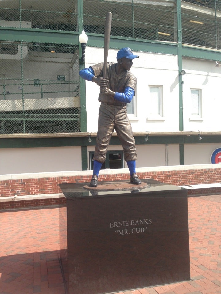 Ernie Banks Statue by Lou Cella - Wrigleyville - Chicago, IL