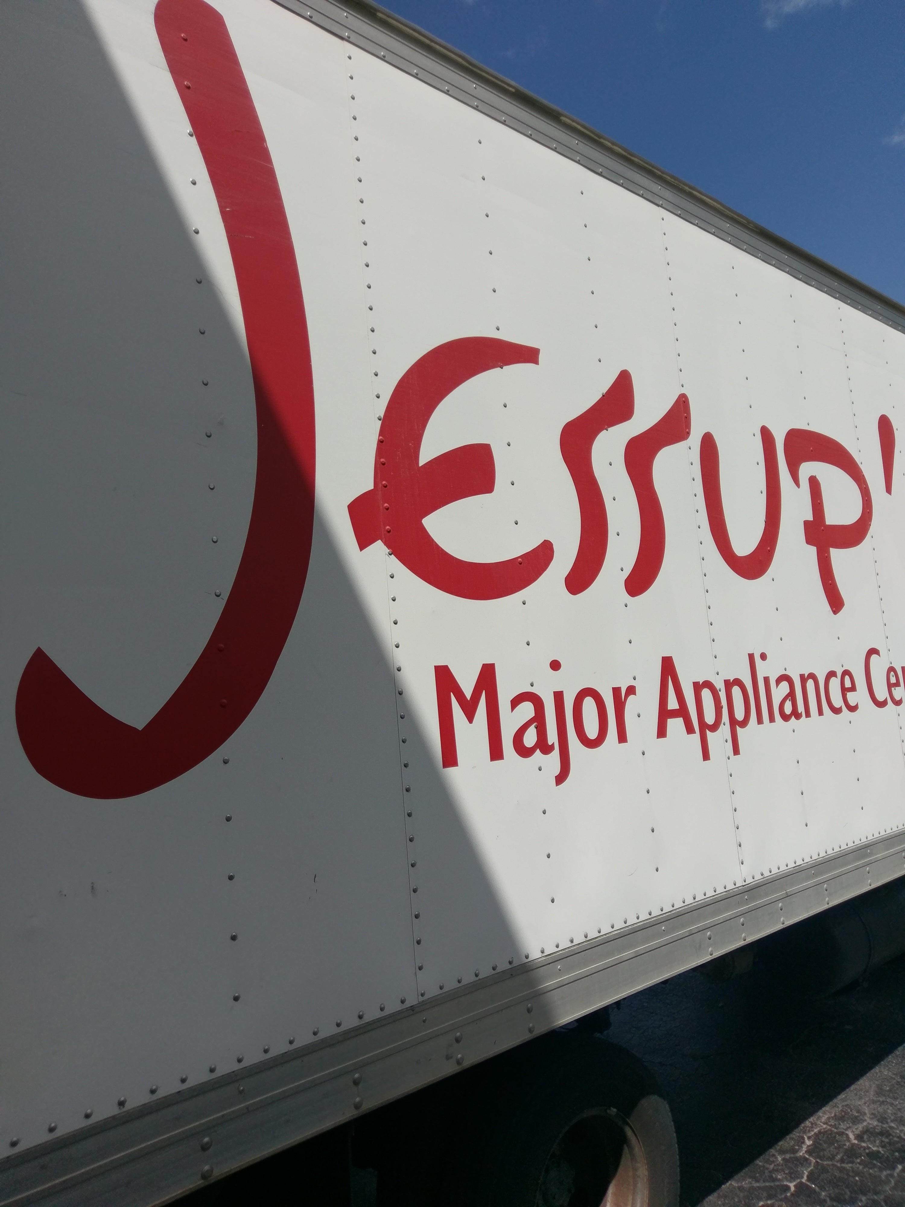 Jessup's Brand Source Appliances CLOSED, 231 301 Blvd E, Bradenton