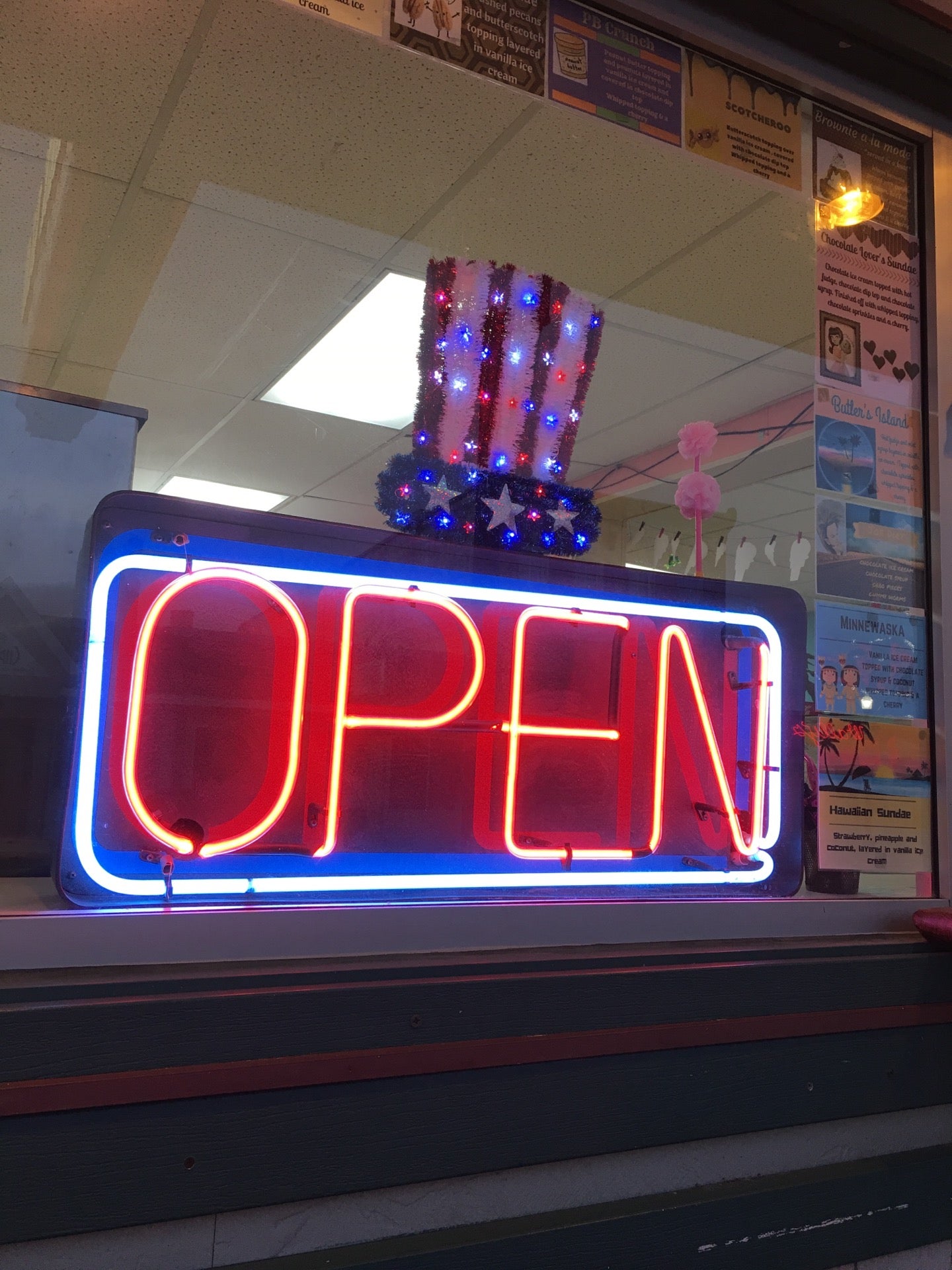 Gladstone, MI Map & Directions MapQuest