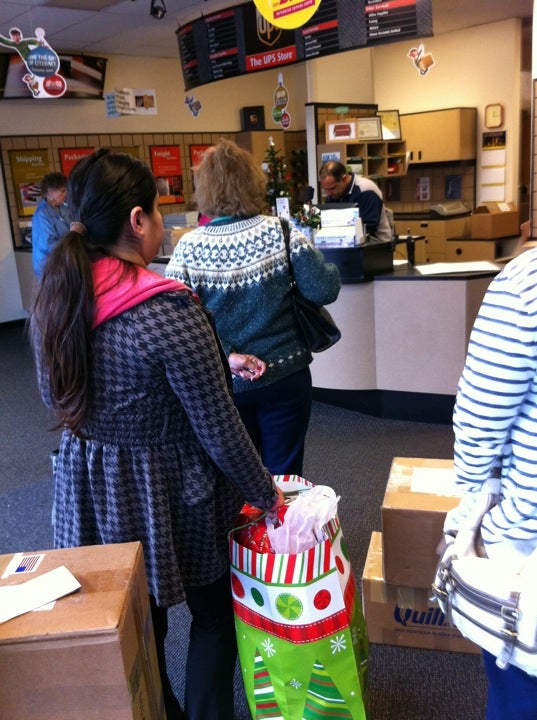 The UPS Store, 13536 Lakewood Blvd, Bellflower, CA, Office Supplies