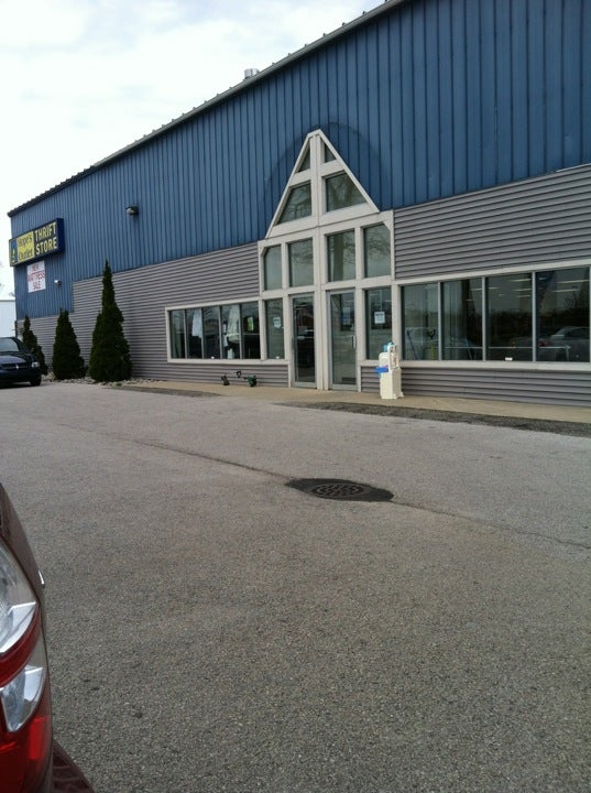 Hope's Outlet Thrift Store, 1974 E Sherman Blvd, Muskegon, MI, Vintage